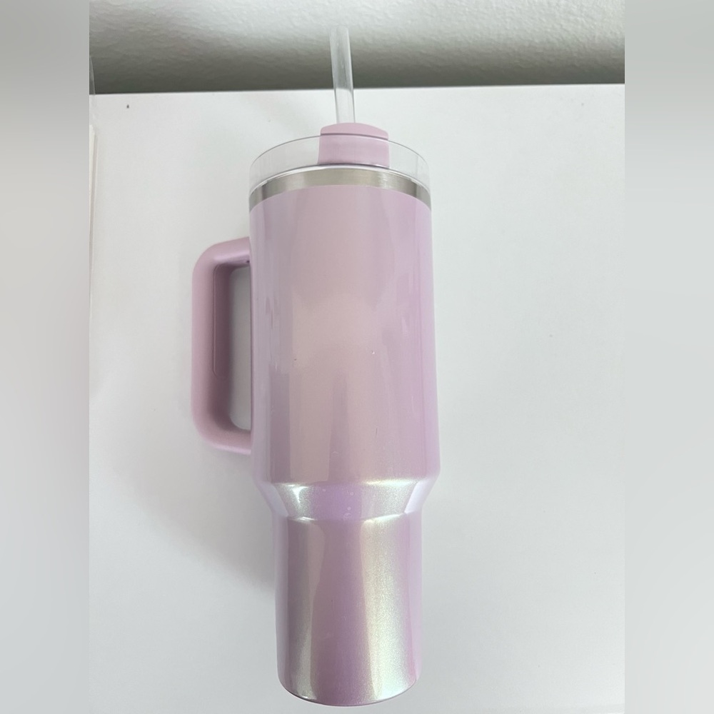 Stanley 40 oz Lavender Iridescent Tumbler with Handle - Picture 2 of 6